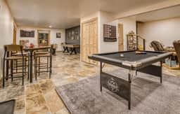 Cozy Bear Retreat - Game room, private, fire pit