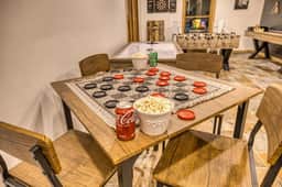 Cozy Bear Retreat - Game room, private, fire pit