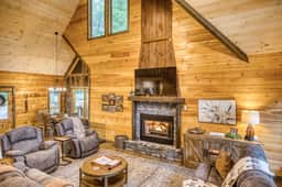 Fox Den - Stunning, view, hot tub, game room, pets