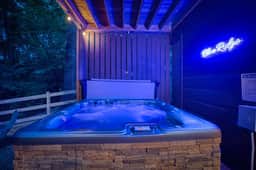 S’more Fun - Pets, fenced yard, close to downtown