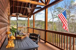 Twig Hollow-Hot tub, fire pit, dog friendly, view