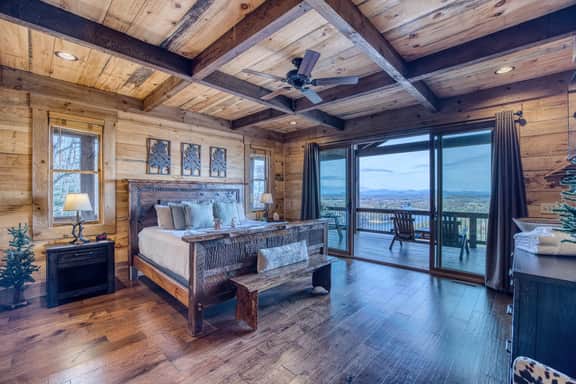 Serenity Cove - Amazing views, game room, private