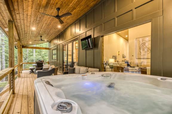 The Black Still - Hot tub-Private-Modern-Fire Pit