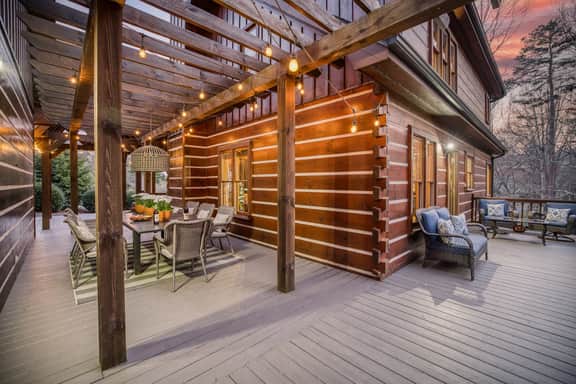 Timber Breeze - game room, hot tub, pets, firepit