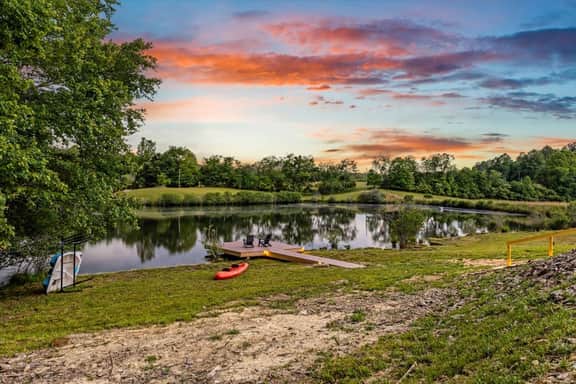 Still Waters- Tiny House, lake, fishing, kayaking