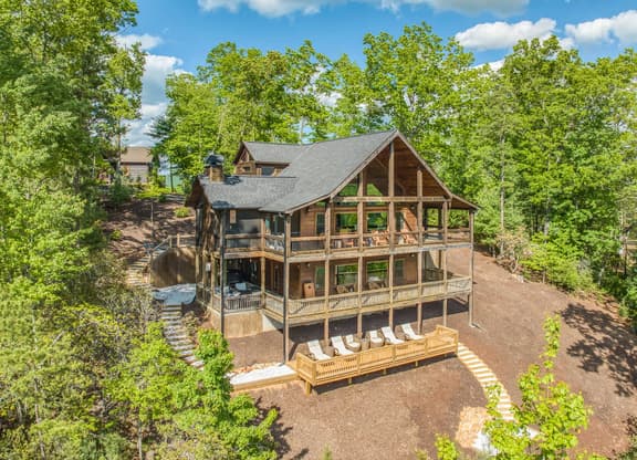 Reset Ridge - Mountain view, hot tub, fire pit