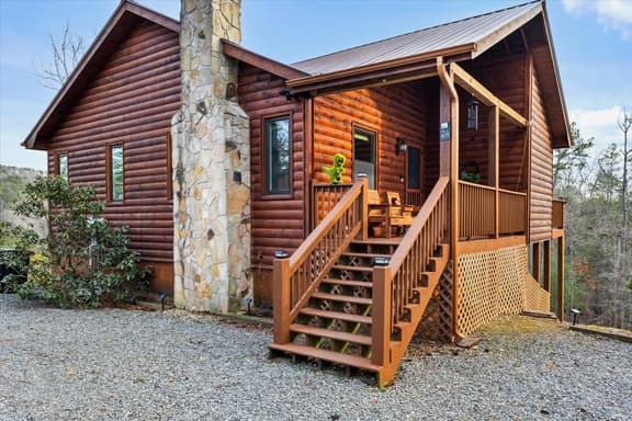 Twig Hollow-Hot tub, fire pit, dog friendly, view