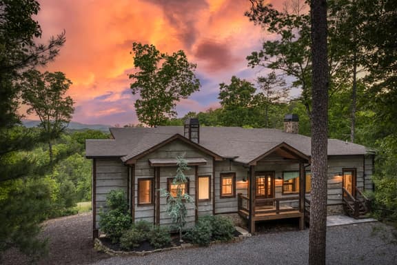 Turkey Ridge - View, private, modern, spacious